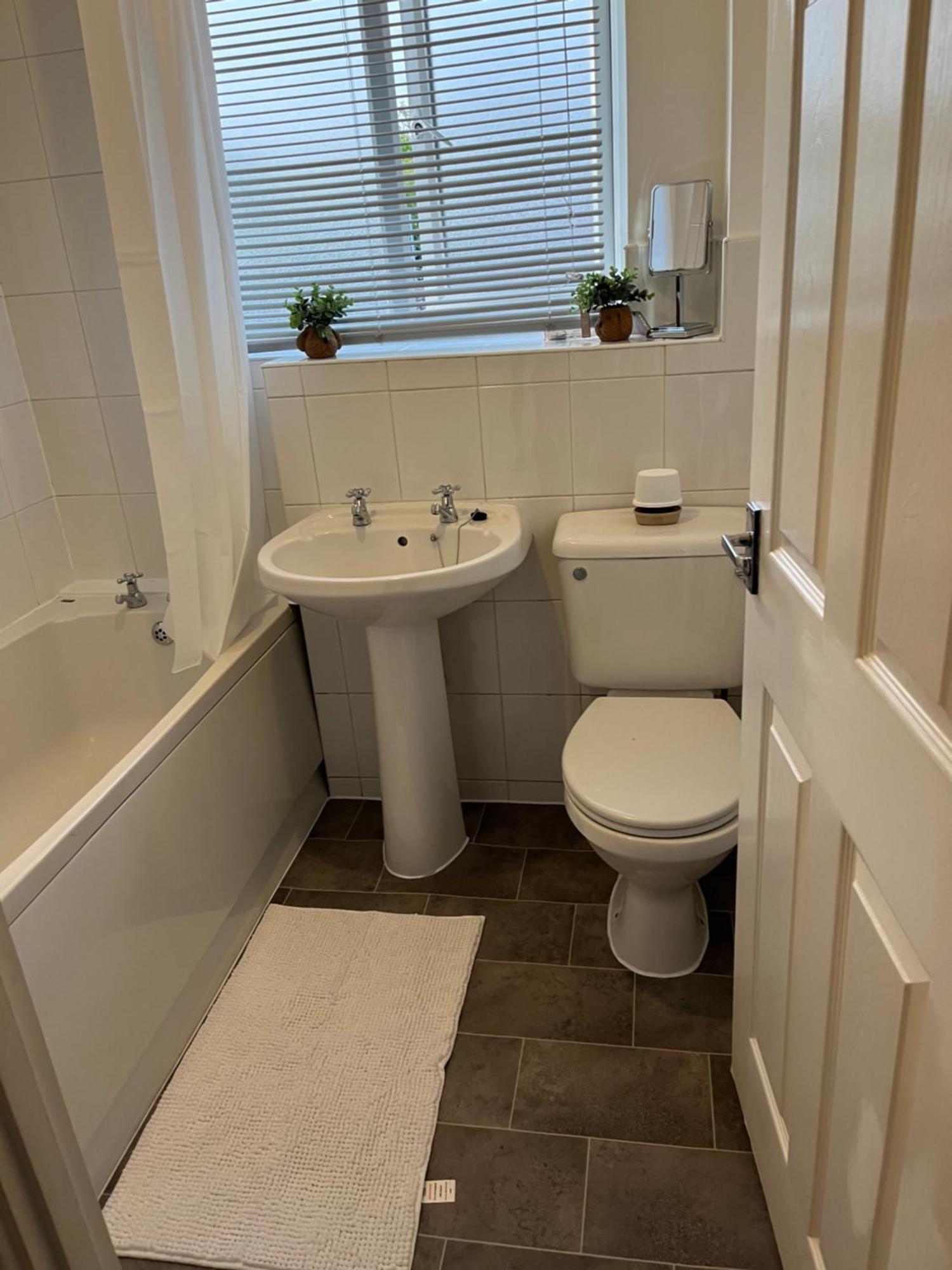 Kettering Service Accomodation 2Brh Freeparking Wifi Smart Tv Tea & Coffee Экстерьер фото
